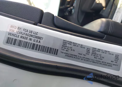 2021 Jeep Grand Cherokee Laredo E 4X4 from USA, damaged, VIN 1C4RJFAG3MC580027